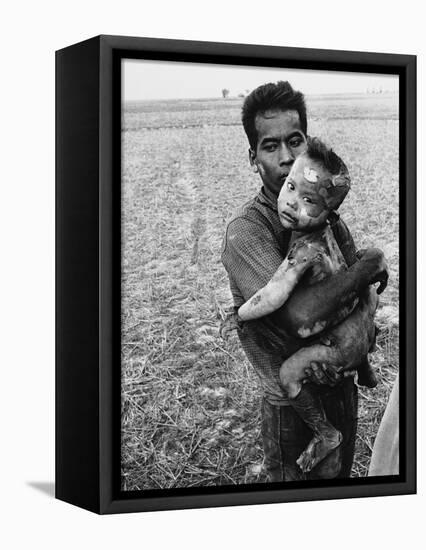 Vietnam War-Horst Faas-Framed Stretched Canvas