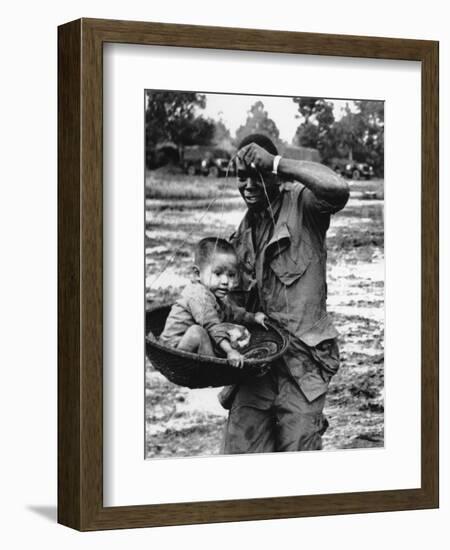 Vietnam War-Associated Press-Framed Photographic Print