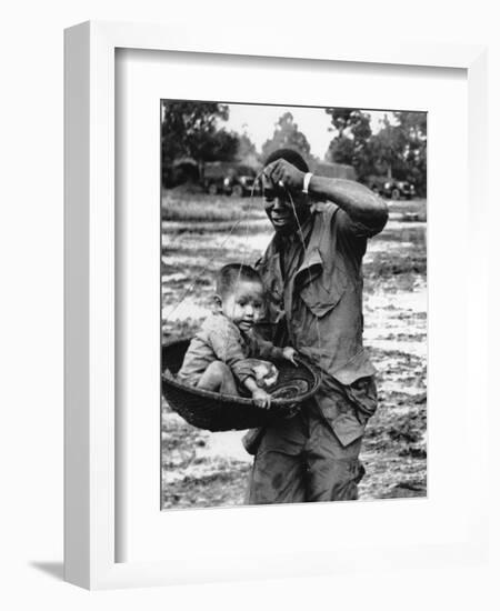 Vietnam War-Associated Press-Framed Photographic Print