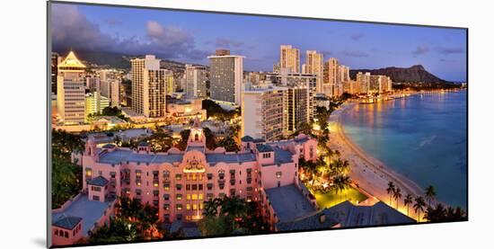 View across Waikiki Beach towards Diamond Head, Honolulu, Island of Oahu, Hawaii, USA-null-Mounted Art Print