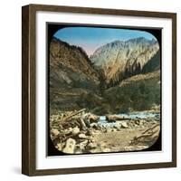 View Between Sonamarg and Baltal, Kashmir, India, Late 19th or Early 20th Century-null-Framed Giclee Print