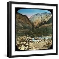 View Between Sonamarg and Baltal, Kashmir, India, Late 19th or Early 20th Century-null-Framed Giclee Print