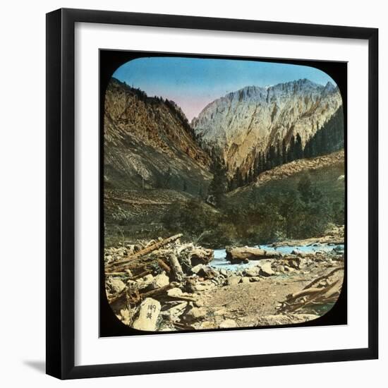 View Between Sonamarg and Baltal, Kashmir, India, Late 19th or Early 20th Century-null-Framed Giclee Print