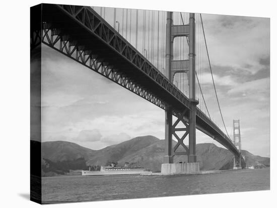 View of Golden Gate Bridge-Bettmann-Stretched Canvas