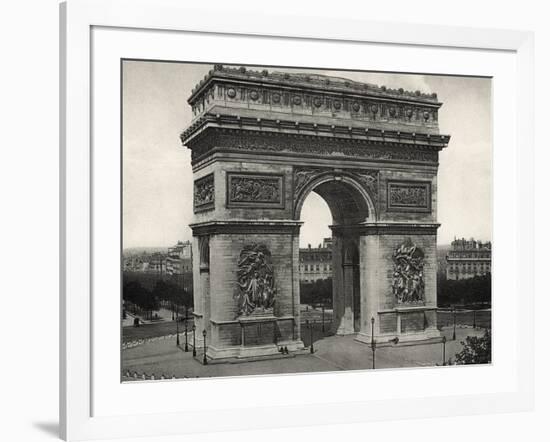 View of L'Arc De Triomphe in Paris-Bettmann-Framed Photographic Print