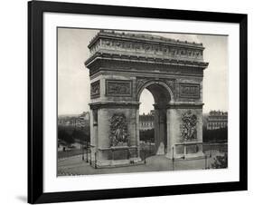 View of L'Arc De Triomphe in Paris-Bettmann-Framed Photographic Print