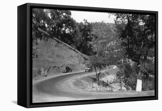 View of Model-T Fords on Redwood Highway - Hopland, CA-Lantern Press-Framed Stretched Canvas