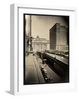 View of Park Avenue and 42nd Street, 1920-Byron Company-Framed Giclee Print