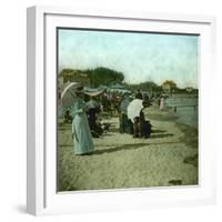 View of the Beach, Le Pouliguen (Loire-Atlantique, France), around 1900-Leon, Levy et Fils-Framed Photographic Print