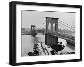 View of the Brooklyn Bridge-null-Framed Photographic Print