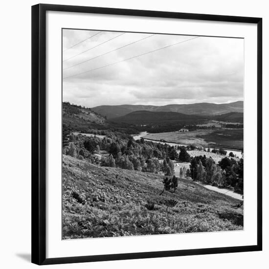 View of the Countryside in Deeside. 28/08/1959-Staff-Framed Photographic Print