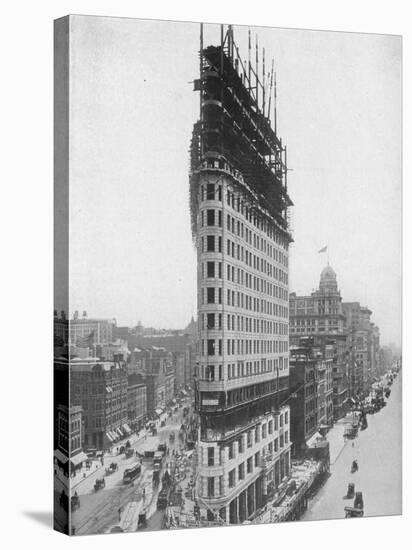 View of the Flatiron Building under Construction in New York City-null-Stretched Canvas