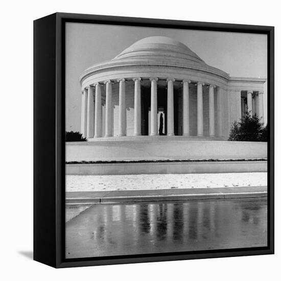 View of the Jefferson Memorial-Fritz Goro-Framed Stretched Canvas