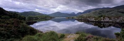 https://imgc.allpostersimages.com/img/posters/view-of-upper-lake-lakes-of-killarney-ring-of-kerry-county-kerry-munster-republic-of-ireland_u-L-P6KZTO0.jpg?artPerspective=n