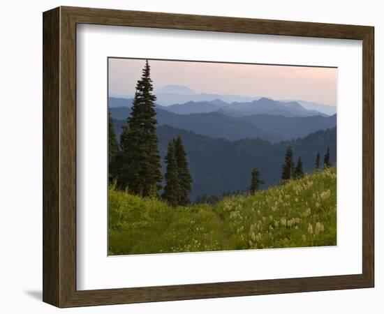 View of Washington Cascade Mountain Ranges, Washington State, USA-Janis Miglavs-Framed Photographic Print