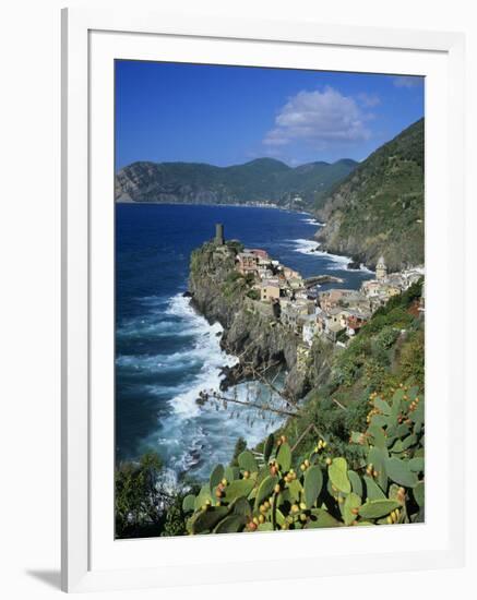 View over Village on the Riviera Di Levante, Vernazza, Cinque Terre, UNESCO World Heritage Site, Li-Stuart Black-Framed Photographic Print