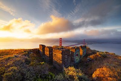 The Last Outpost - Slacker Hill - Golden Gate Bridge - San Francisco Bay