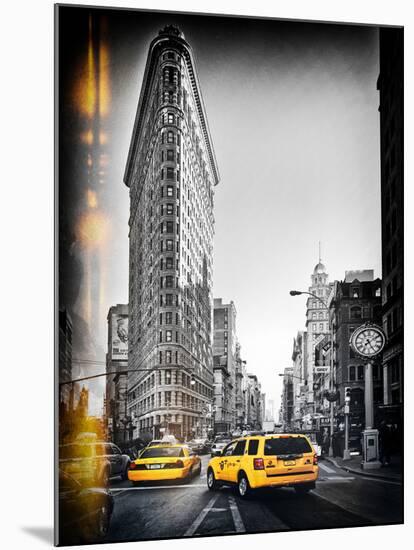 Vintage Black and White Series - Flatiron Building and Yellow Cabs - Manhattan, New York, USA-Philippe Hugonnard-Mounted Photographic Print