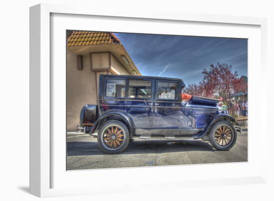 Vintage Car-Robert Kaler-Framed Photographic Print