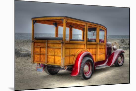 Vintage Car-Robert Kaler-Mounted Photographic Print