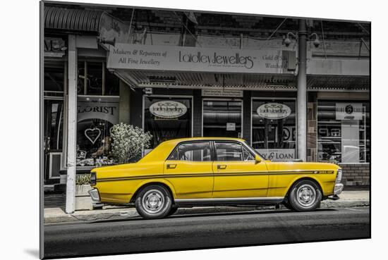 Vintage Retro American Car-David Challinor-Mounted Photographic Print