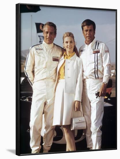 Virages WINNING by James Goldstone with Paul Newman, Joanne Woodward and Ronert Wagner, 1969 (photo-null-Framed Photo