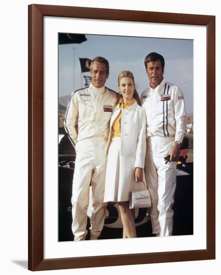 Virages WINNING by James Goldstone with Paul Newman, Joanne Woodward and Ronert Wagner, 1969 (photo-null-Framed Photo