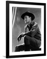 Virginia City, Errol Flynn, 1940-null-Framed Photo