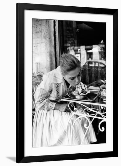 Virna Lisi Eating an Ice-Cream in Rome-Angelo Cozzi-Framed Photographic Print