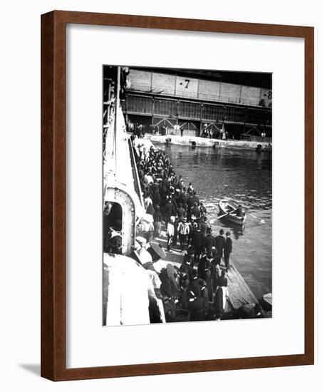 Visitors to Port Doumen, Saigon, Vietnam, 1900-null-Framed Giclee Print