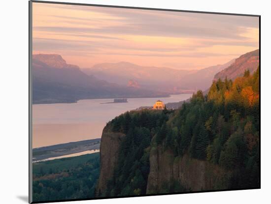 Vista House on Crown Point at Columbia River, Tom McCall Nature Preserve, Columbia River Gorge N...-null-Mounted Photographic Print