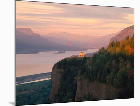 Vista House on Crown Point at Columbia River, Tom McCall Nature Preserve, Columbia River Gorge N...-null-Mounted Photographic Print