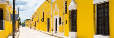 https://imgc.allpostersimages.com/img/posters/viva-mexico-panoramic-collection-the-yellow-city-izamal_u-L-Q138Z9R0.jpg?artPerspective=n