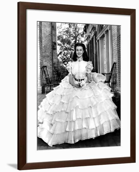 Vivien Leigh, Gone with the Wind, directed by Victor Fleming, 1939 (b/w photo)-null-Framed Photo