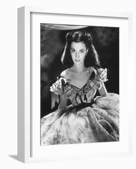 Vivien Leigh, Gone with the Wind, directed by Victor Fleming, 1939 (b/w photo)-null-Framed Photo