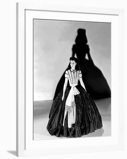 Vivien Leigh, Gone with the Wind, directed by Victor Fleming, 1939 (b/w photo)-null-Framed Photo