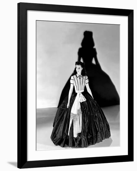 Vivien Leigh, Gone with the Wind, directed by Victor Fleming, 1939 (b/w photo)-null-Framed Photo