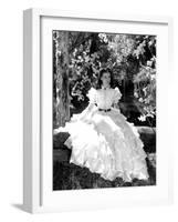 Vivien Leigh, Gone with the Wind, directed by Victor Fleming, 1939 (b/w photo)-null-Framed Photo