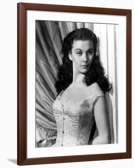 Vivien Leigh, Gone with the Wind, directed by Victor Fleming, 1939 (b/w photo)-null-Framed Photo