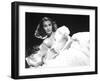 Vivien Leigh, Waterloo Bridge, 1940-null-Framed Premium Photographic Print