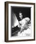 Vivien Leigh, Waterloo Bridge, 1940-null-Framed Premium Photographic Print