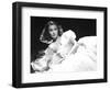 Vivien Leigh, Waterloo Bridge, 1940-null-Framed Premium Photographic Print