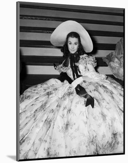 Vivien Leigh-null-Mounted Photo