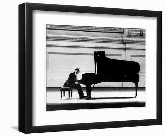 Vladimir Horowitz-null-Framed Premium Giclee Print