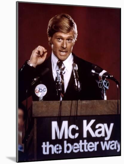 Votez McKay THE CANDIDATE by MichaelRitchie with Robert Redford, 1972 (photo)-null-Mounted Photo