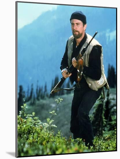 Voyage au bout by l'enfer THE DEER HUNTER by Michael Cimino with Robert by Niro, 1978 (photo)-null-Mounted Photo