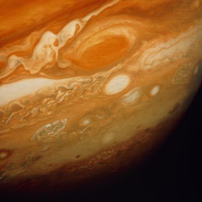 https://imgc.allpostersimages.com/img/posters/voyager-1-image-of-the-planet-jupiter_u-L-PZIUYQ0.jpg?artPerspective=n