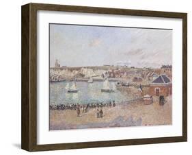 Vue de l'avant-port de Dieppe-Camille Pissarro-Framed Giclee Print