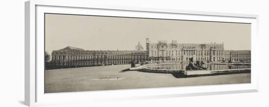 Vue du château de Versailles en 1900, planche I vue 2 de l'album : " L'architecture et la-null-Framed Premium Giclee Print