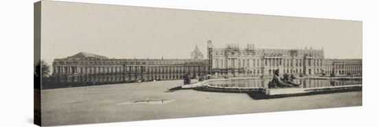 Vue du château de Versailles en 1900, planche I vue 2 de l'album : " L'architecture et la-null-Stretched Canvas